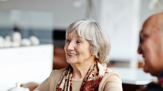 Seniorengruppe im Gespräch