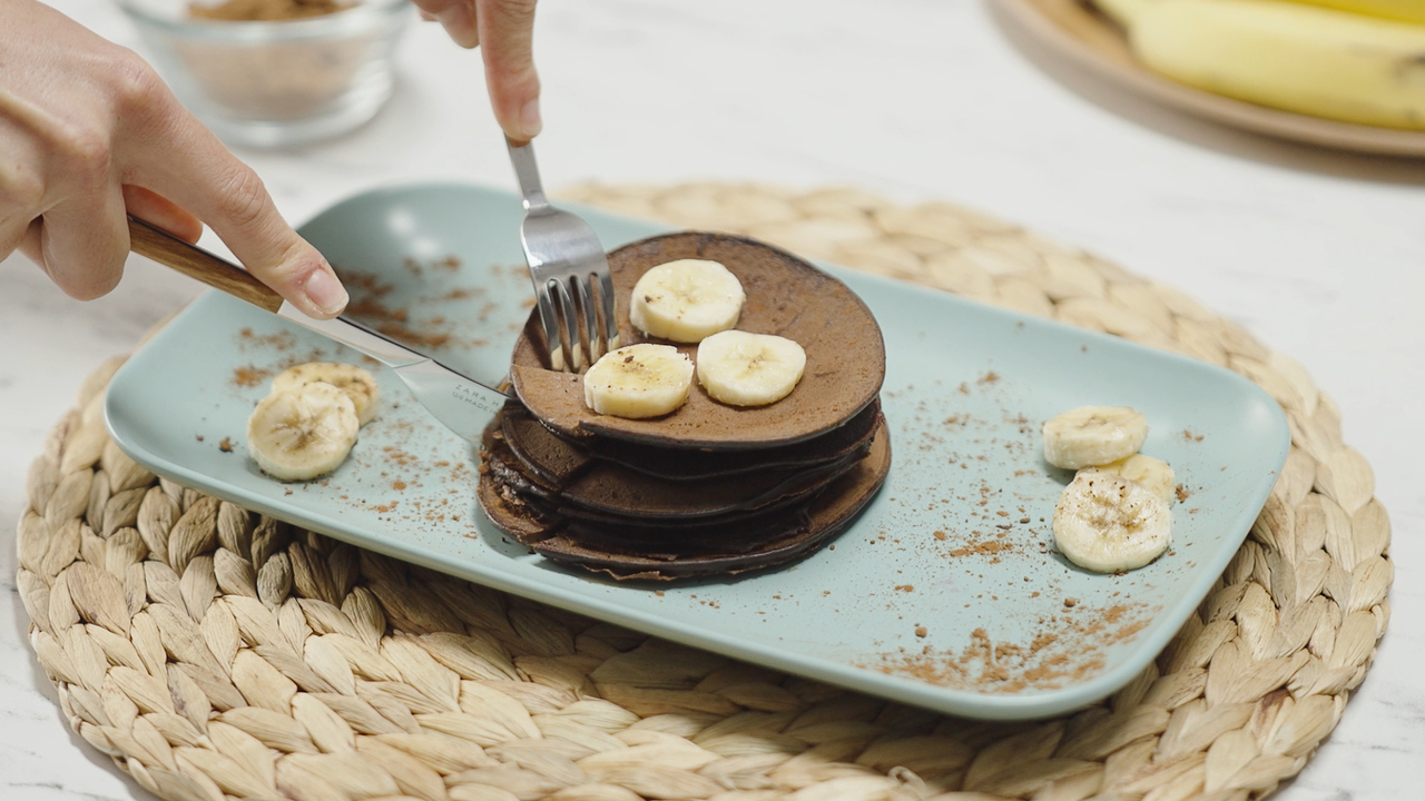 Pfannkuchen mit Carobpulver